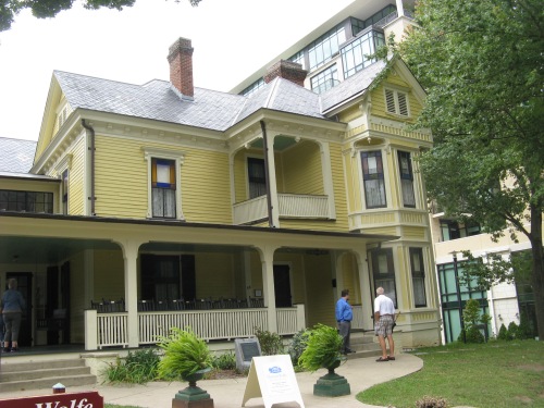 Thomas Wolf's Mother's Boarding House 